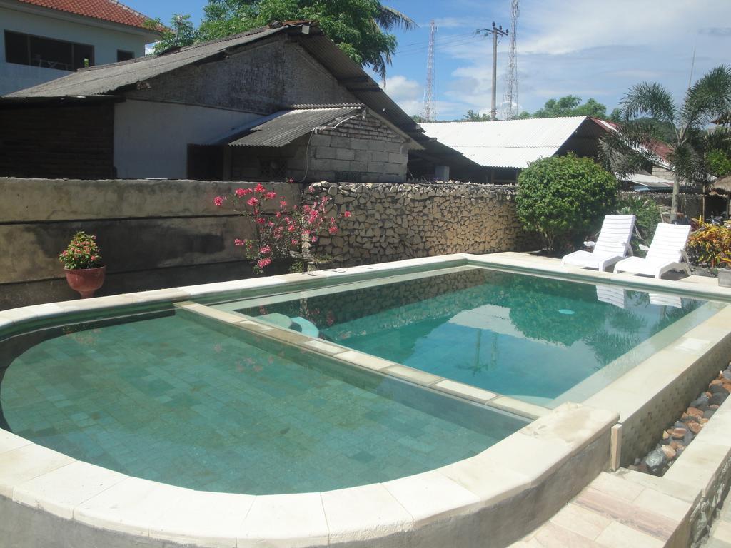 Kuta Bay Homestay Exterior photo