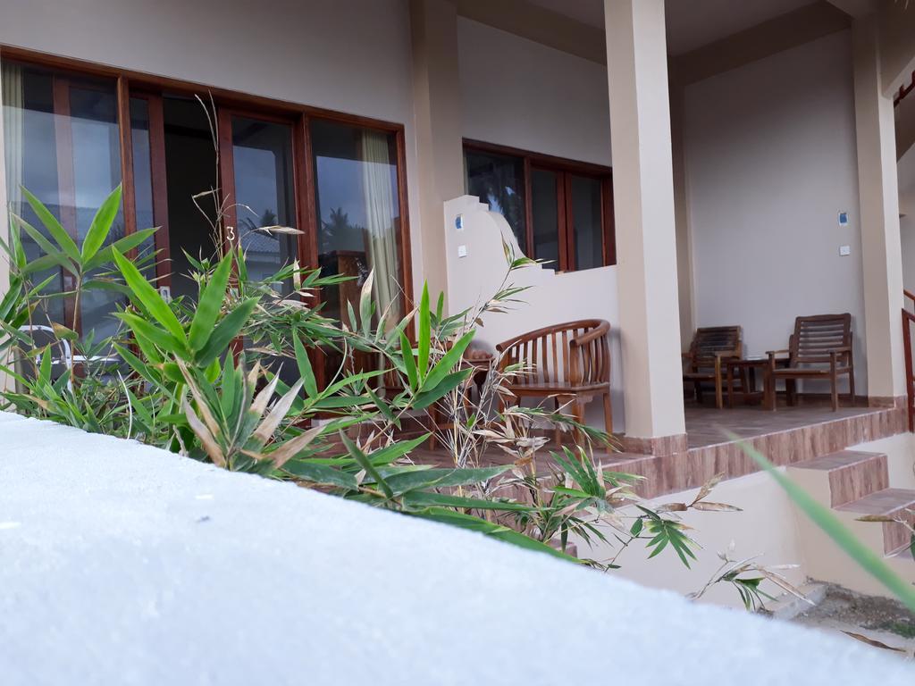 Kuta Bay Homestay Exterior photo